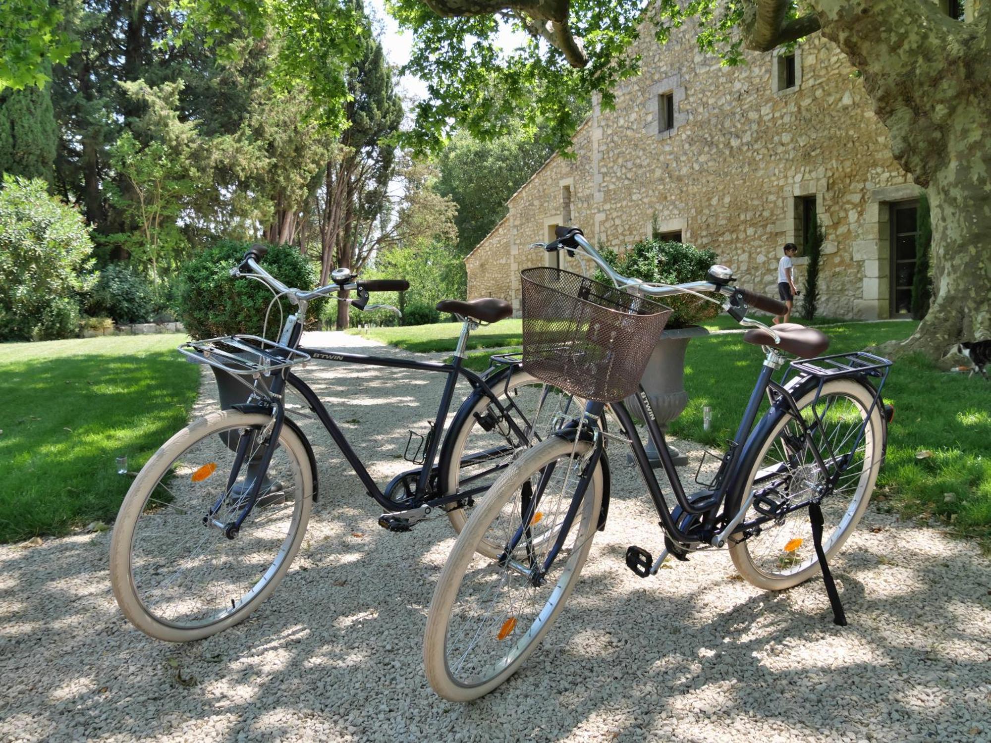 Mas Chateau Blanc Αβινιόν Εξωτερικό φωτογραφία